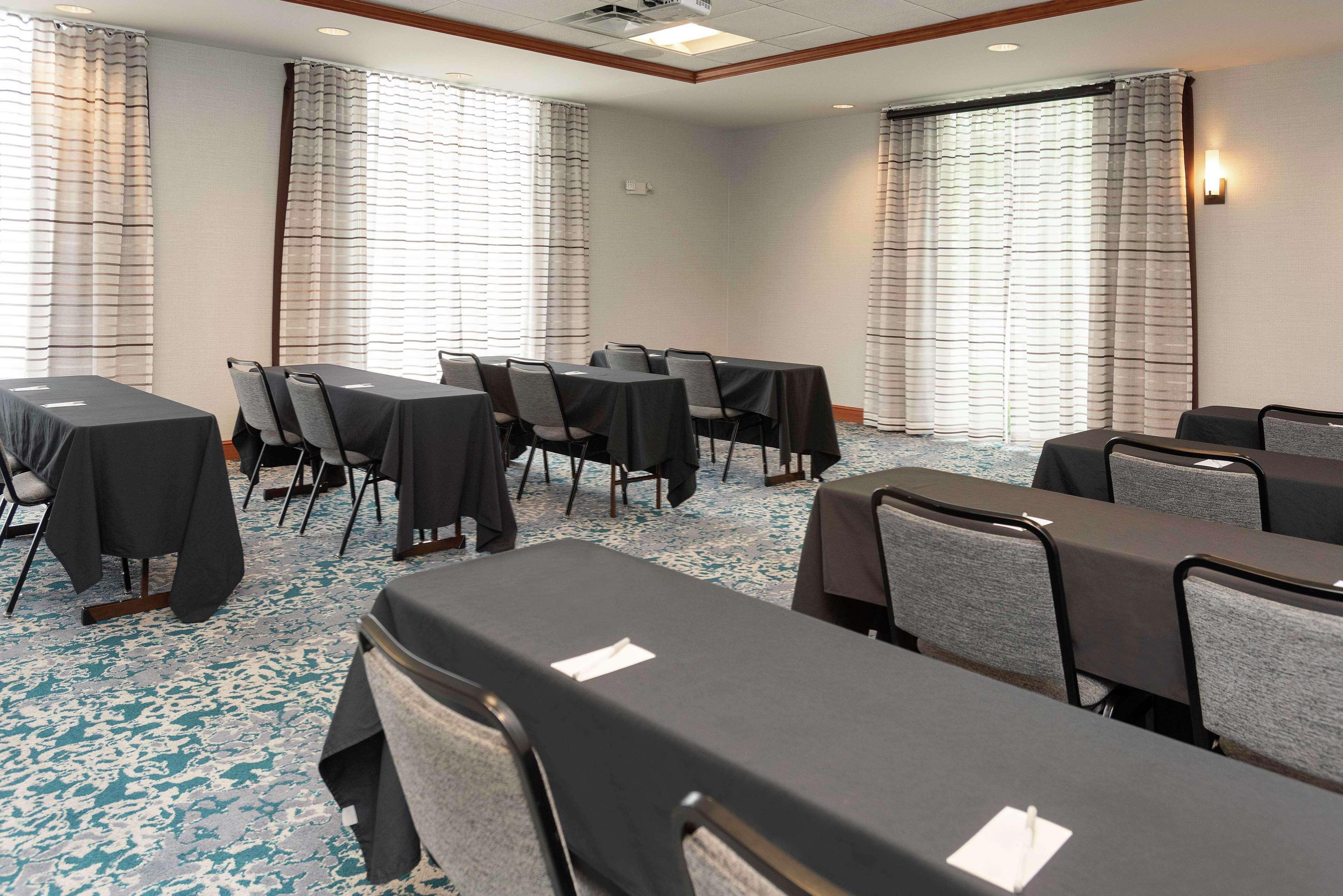Hilton Garden Inn Schaumburg Zewnętrze zdjęcie