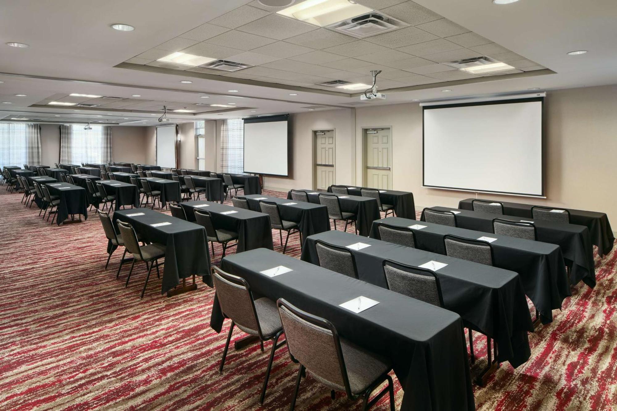 Hilton Garden Inn Schaumburg Zewnętrze zdjęcie