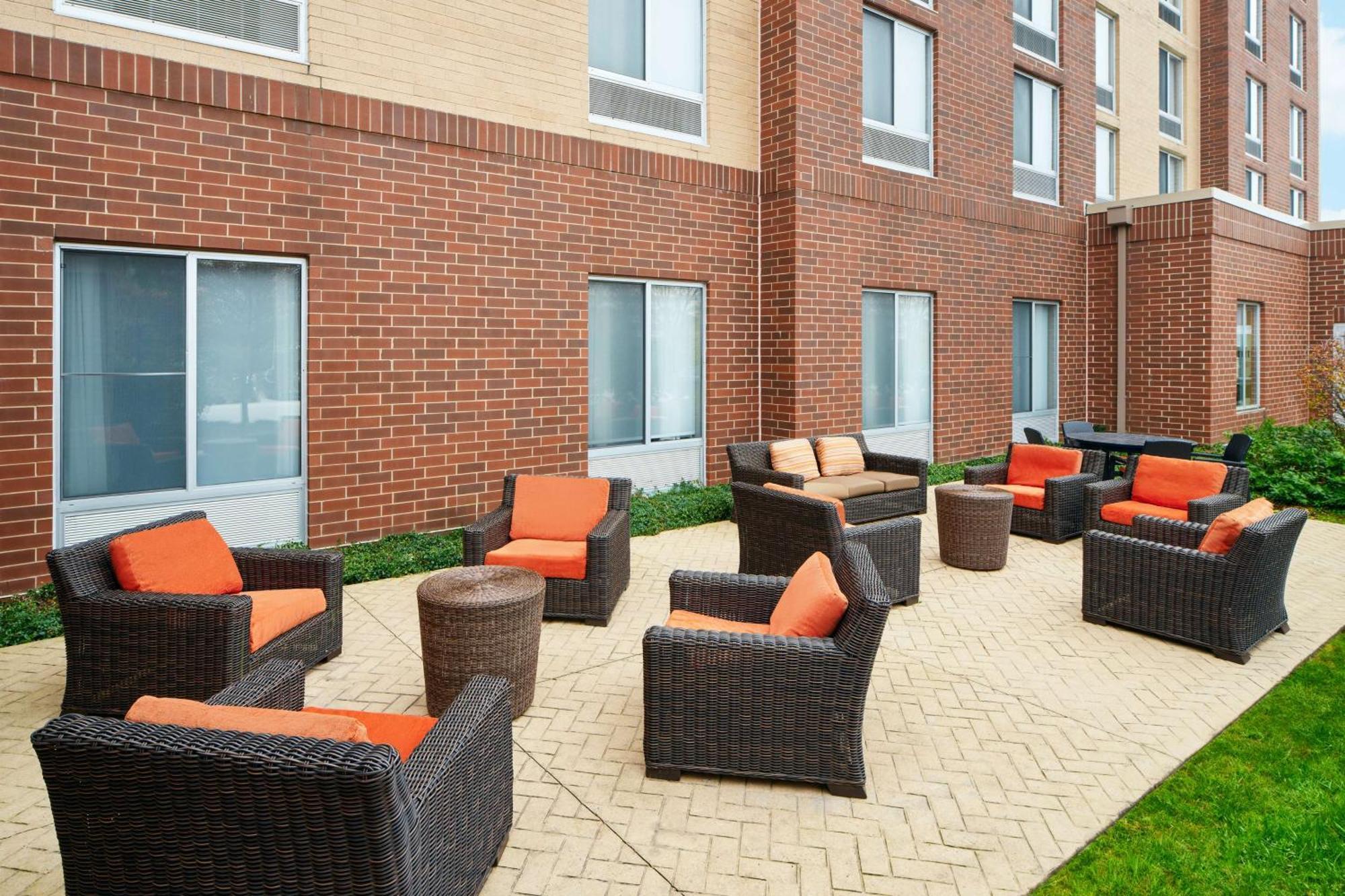 Hilton Garden Inn Schaumburg Zewnętrze zdjęcie