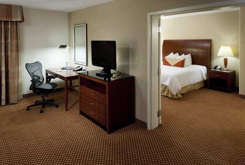 Hilton Garden Inn Schaumburg Pokój zdjęcie
